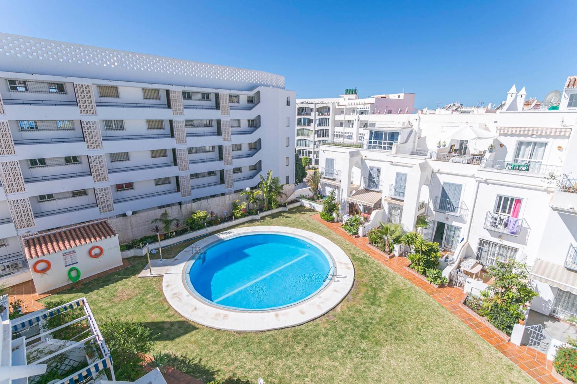 Canovas Nerja - Casa Adosada Con Piscina Los Huertos 6 ภายนอก รูปภาพ