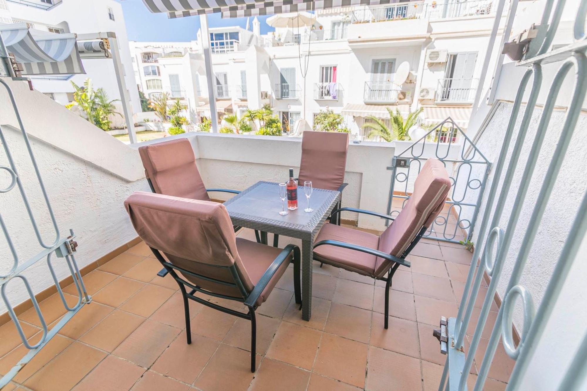 Canovas Nerja - Casa Adosada Con Piscina Los Huertos 6 ภายนอก รูปภาพ
